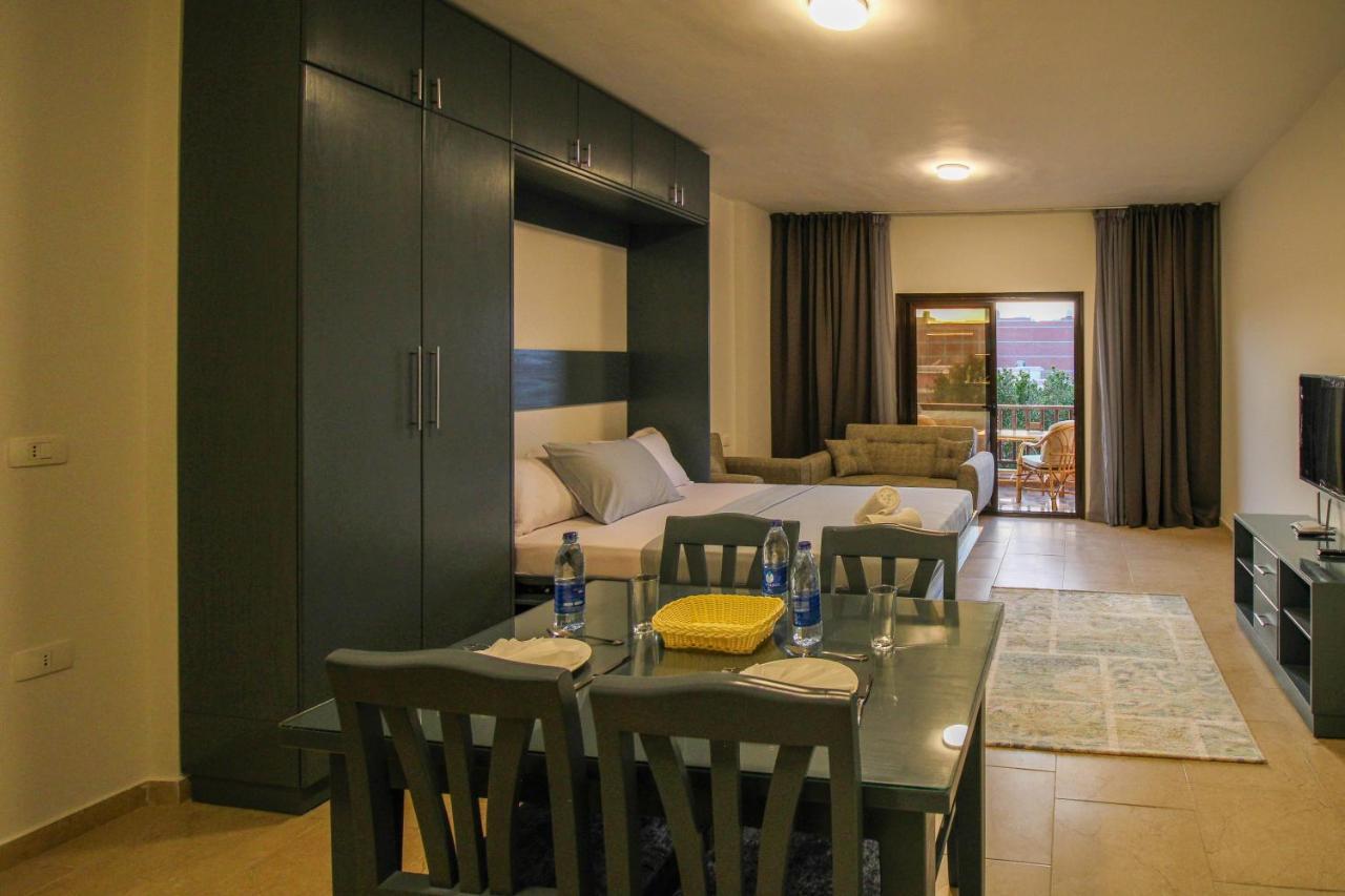 Beachview Turtles Hurghada Exterior photo